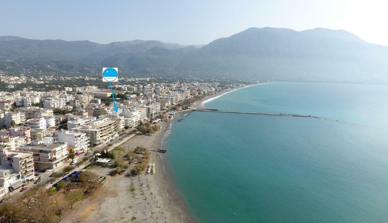 شقة Seafront Penthouse Leo كالاماتا المظهر الخارجي الصورة