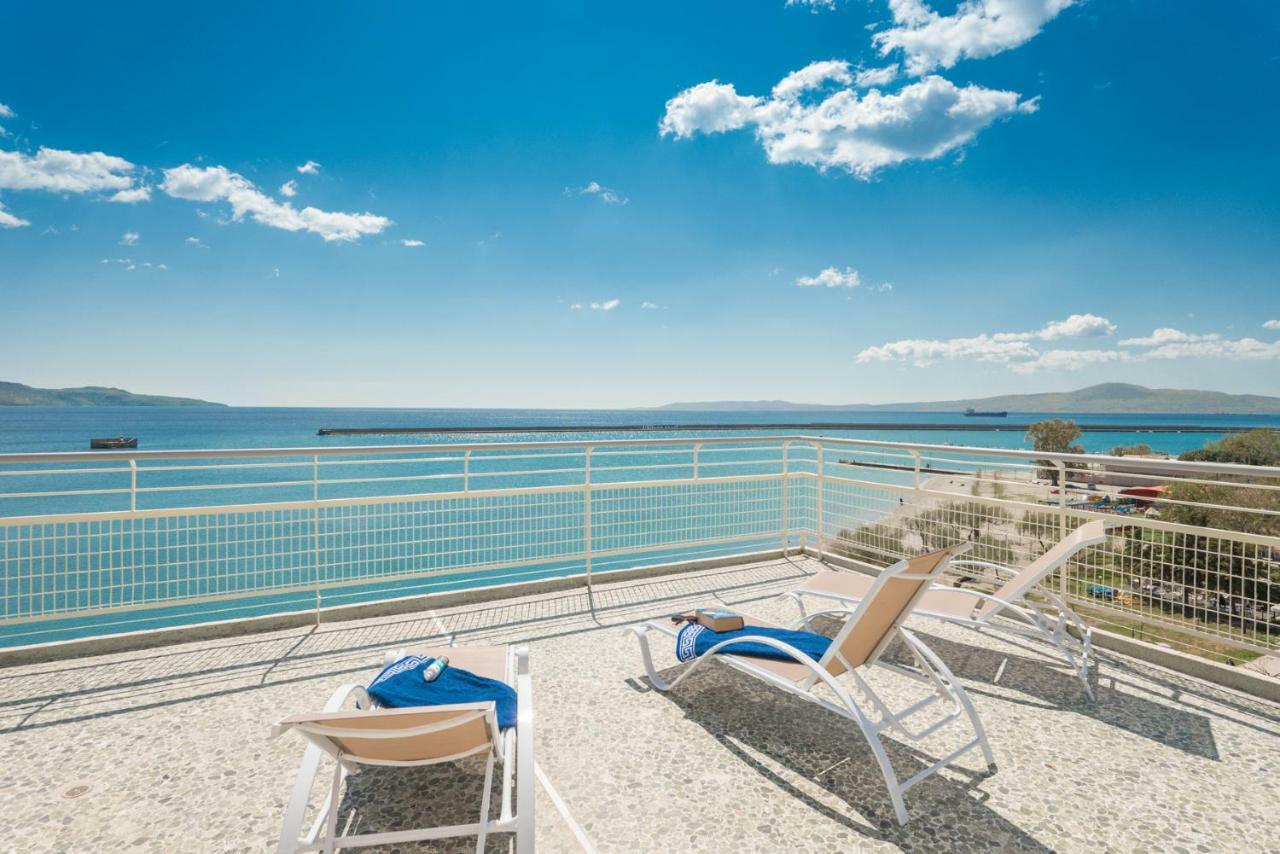 شقة Seafront Penthouse Leo كالاماتا المظهر الخارجي الصورة