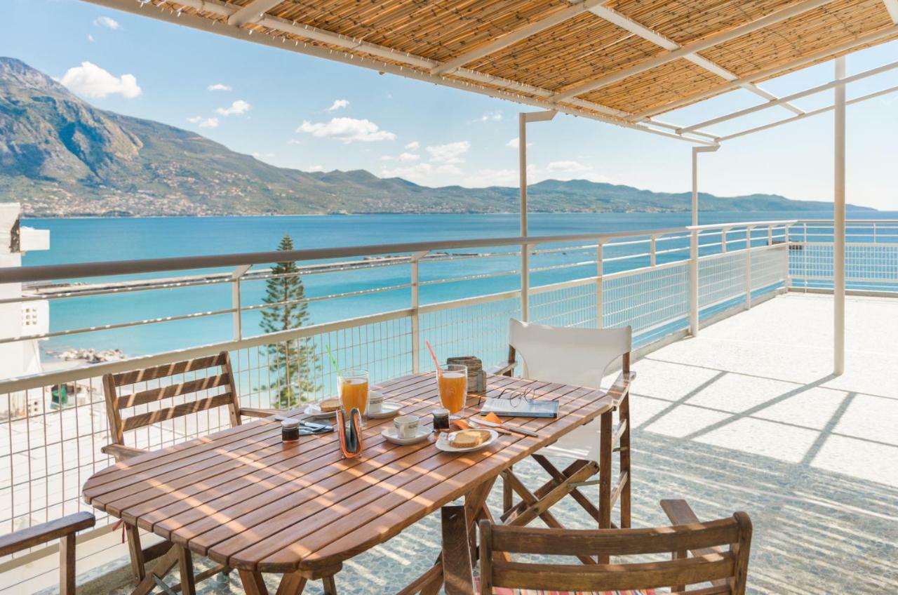 شقة Seafront Penthouse Leo كالاماتا المظهر الخارجي الصورة